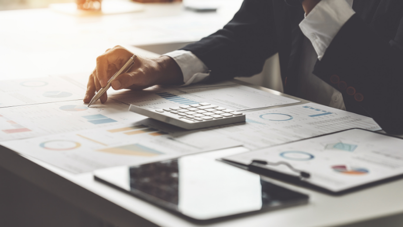 Braulio Henrique Dias Viana apresenta a consultoria financeira que reduz custos e aumenta seus lucros de forma inteligente.