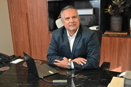 Para Elmar Juan Passos Varjão Bomfim, as parcerias público-privadas ampliam oportunidades, mas exigem governança sólida para garantir infraestrutura de qualidade.