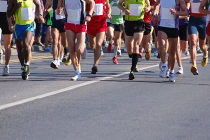Márcio Velho da Silva apresenta estratégias de treinamento para evoluir na meia maratona com mais segurança e consistência.