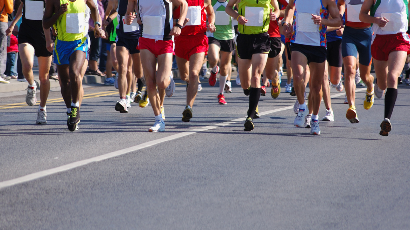 Márcio Velho da Silva apresenta estratégias de treinamento para evoluir na meia maratona com mais segurança e consistência.