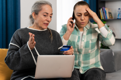 O Sindnapi - Sindicato Nacional dos Aposentados, Pensionistas e Idosos alerta sobre os principais golpes contra aposentados e como proteger seu dinheiro com segurança.